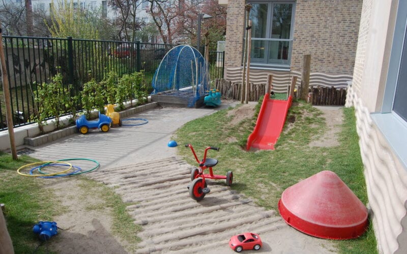 dion_dak_roemer_visscherstraat_kinderdagverblijf/