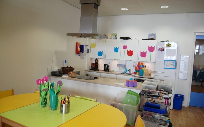 dion_dak_roemer_visscherstraat_bso/