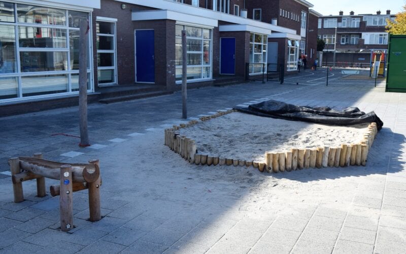 koen_dak_paets_van_troostwijkstraat_bso/