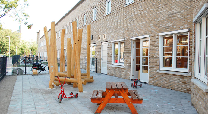 Dak Kosmos, Kinderdagverblijf