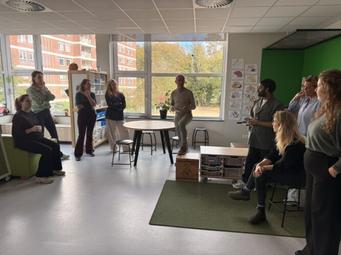 werkbezoek ministeries OCW en SZW bij Dak Ametist